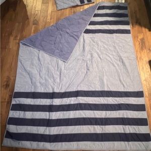 Potter Barn Bedspread/Quilt - Twin